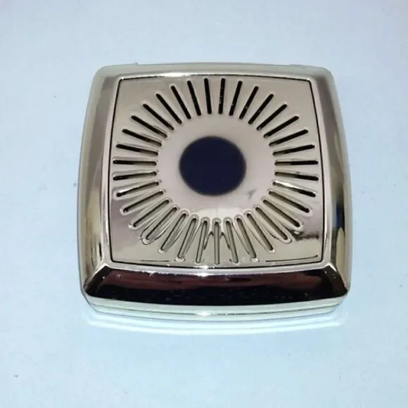 Estee Lauder Refillable Makeup Foundation Compact New - Picture 3 of 4